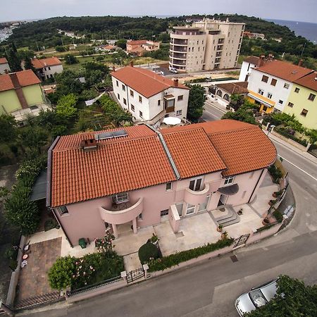 Apartments Sablic Pula Buitenkant foto